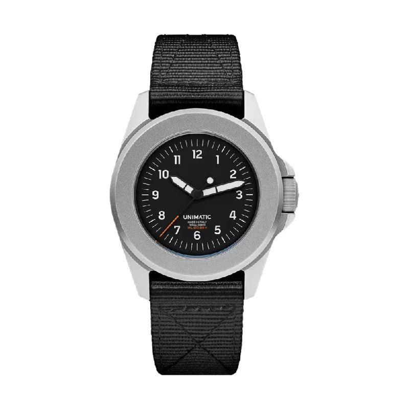 men's chronograph watches with vintage style design for nostalgia -UT4 Toolwatch