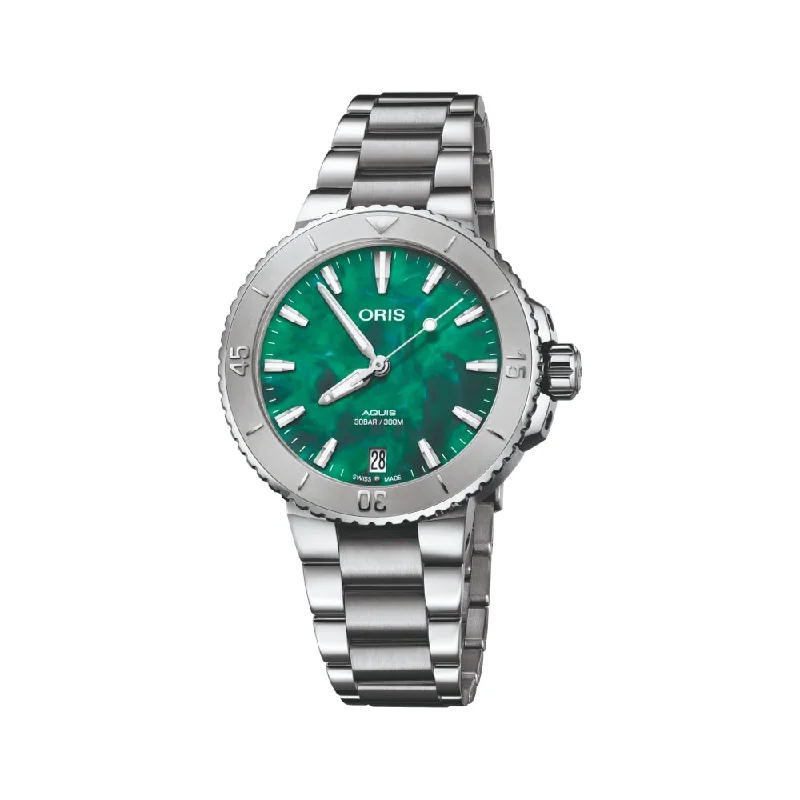 men's pilot watches with Japanese SuperLuminova style design -ORIS X BRACENET 36.5mm - Green on Bracelet