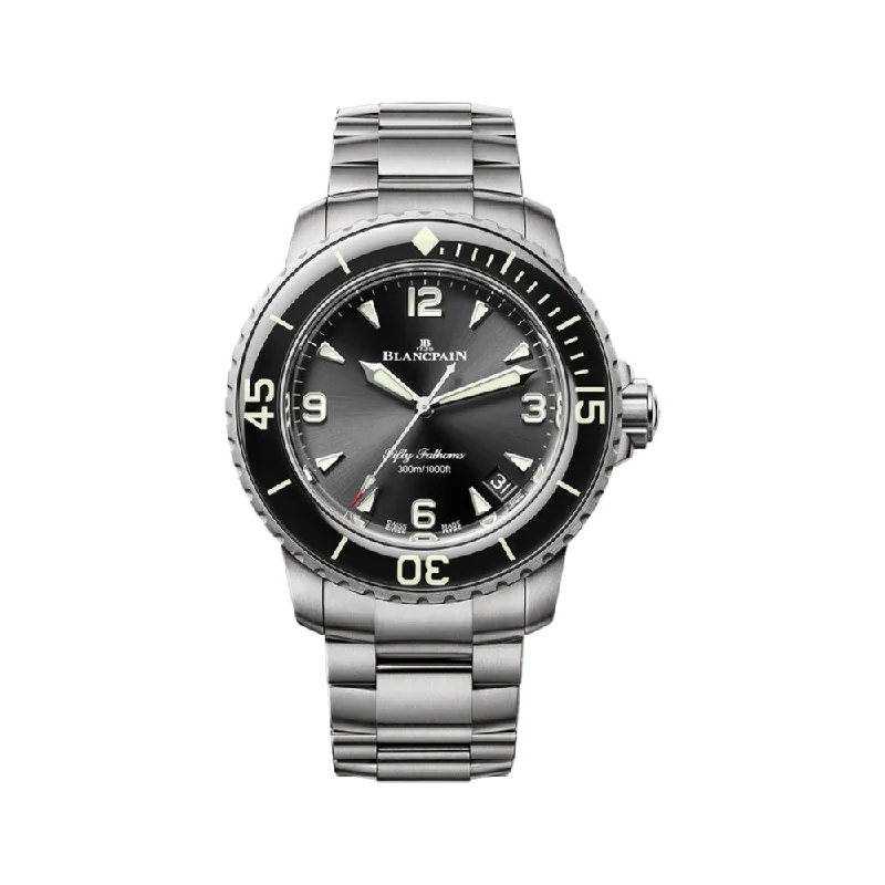 men's digital watches with BGW9 SuperLuminova display -Fifty Fathoms Automatique Titanium 42.3mm - Black on Bracelet men's digital watches with BGW9 SuperLuminova display -Fifty Fathoms Automatique Titanium 42.3mm - Black on Bracelet