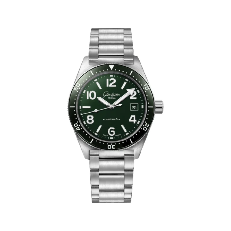men's chronograph watches with mineral glass -SeaQ Varnish Reed Green 39.5mm - Stainless Steel on Bracelet