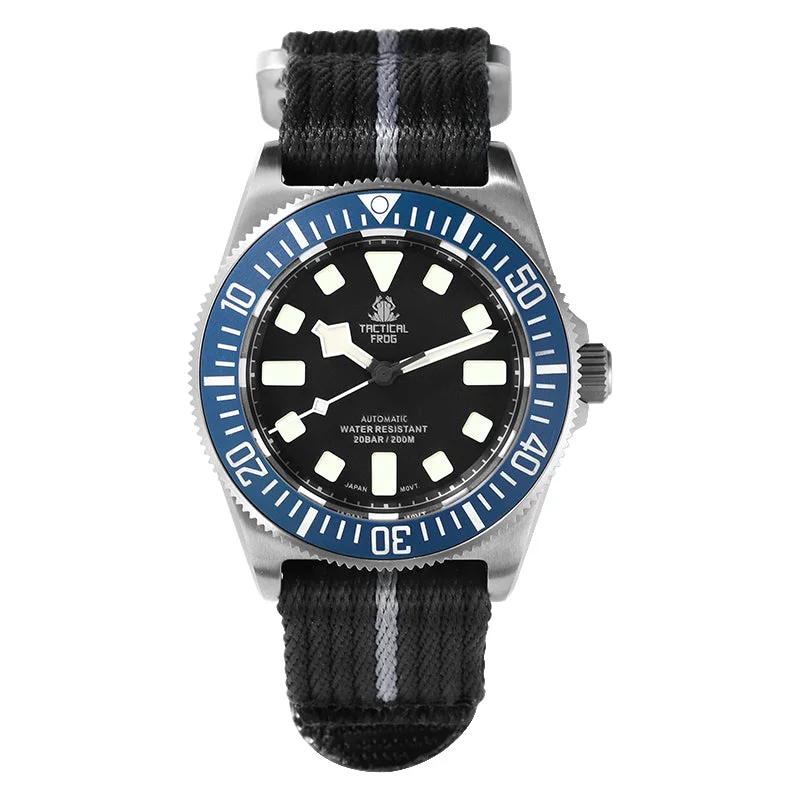 Black dial - blue bezel