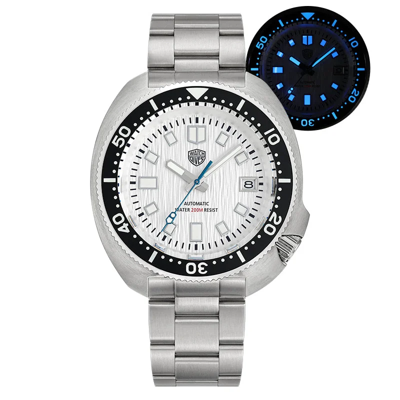 White dial -Black bezel