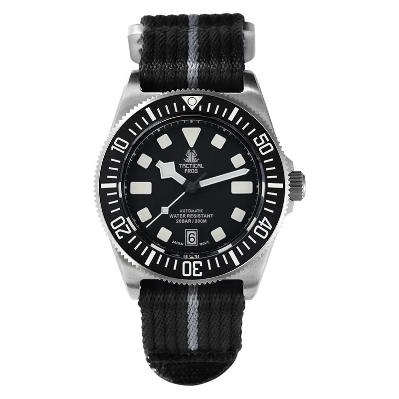 Black - Date