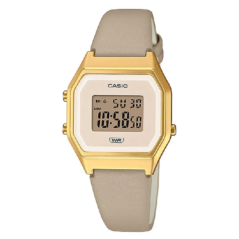 Unisex Office Wear Design Watches-Casio Vintage Ladies Gold Watch LA680WEGL-5EF