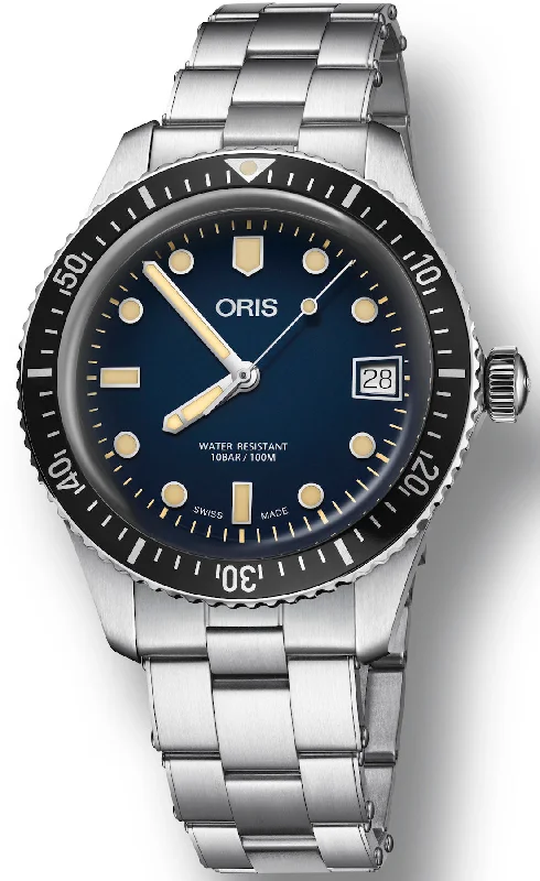 women's mechanical watches with domed design -Oris Divers Sixty Five