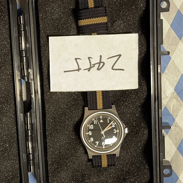 men's military boots for combat use -★Pre-Owned★Rdunae RA01 G10 Retro Military Filed Quartz Watch