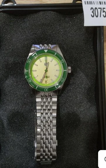 SN0116GB-Avocado Green-like new