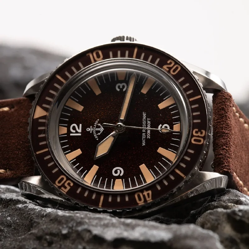 Antique brown