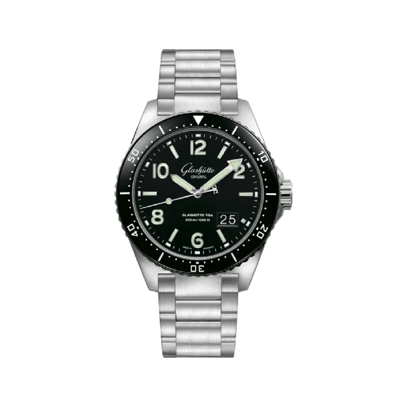 men's chronograph watches with anti-reflective coating -SeaQ Panorama Date Galvanized Black 43mm - Stainless Steel on Bracelet
