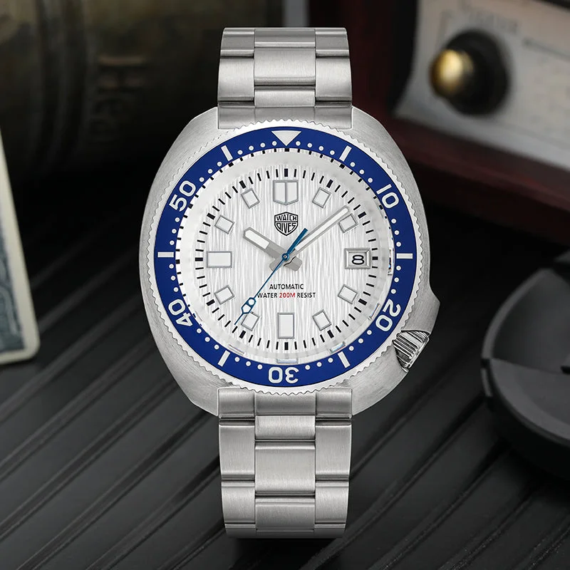 Blue bezel