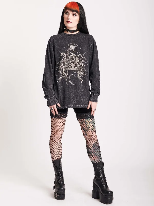 mineral-wash-medusa-long-sleeve-plus